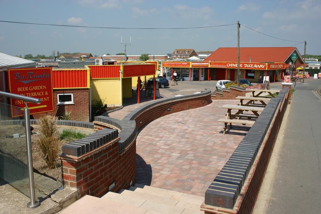 Coastfields Holiday Village Инголдмелс Екстериор снимка