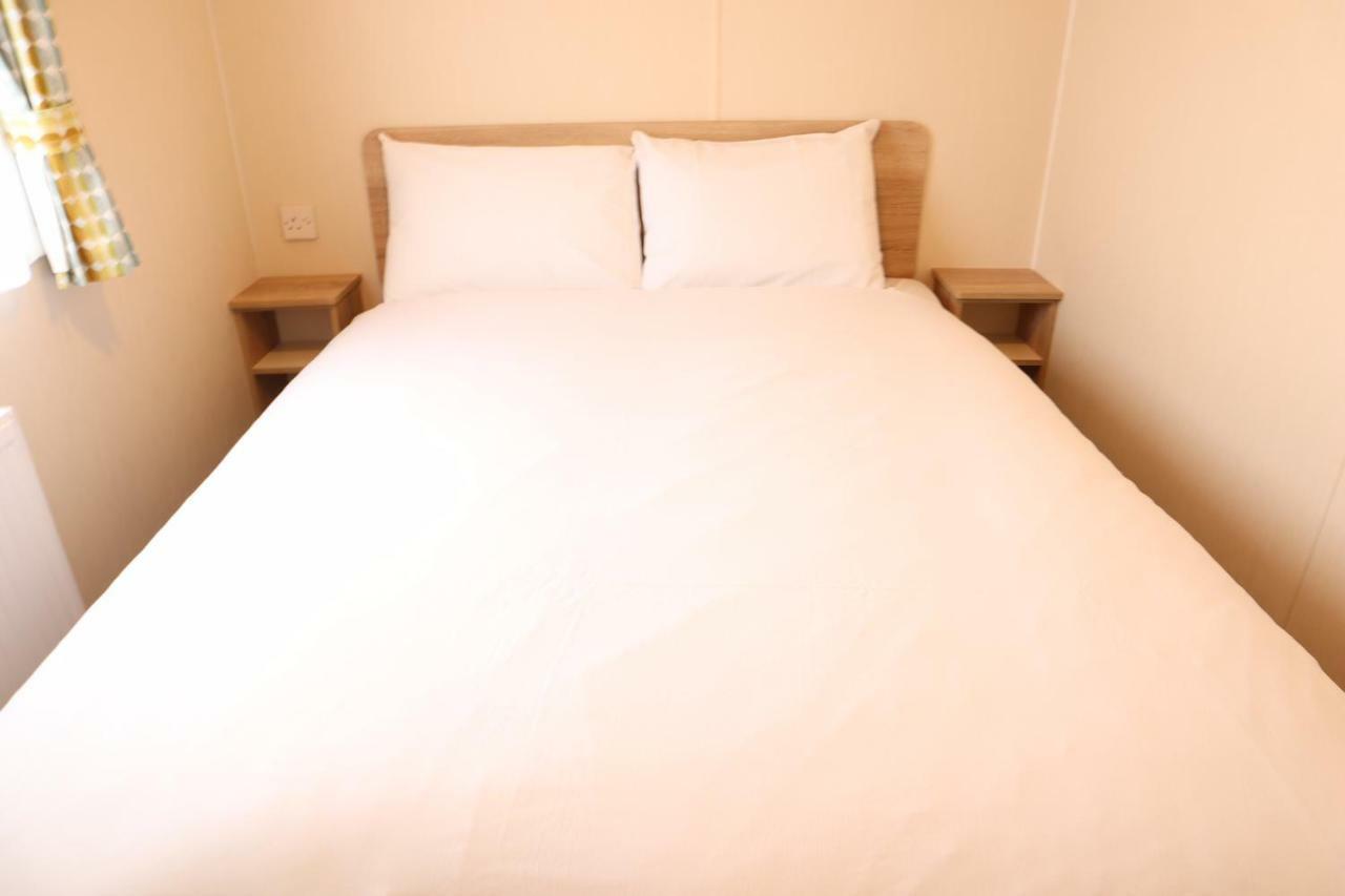 Coastfields Holiday Village Инголдмелс Екстериор снимка
